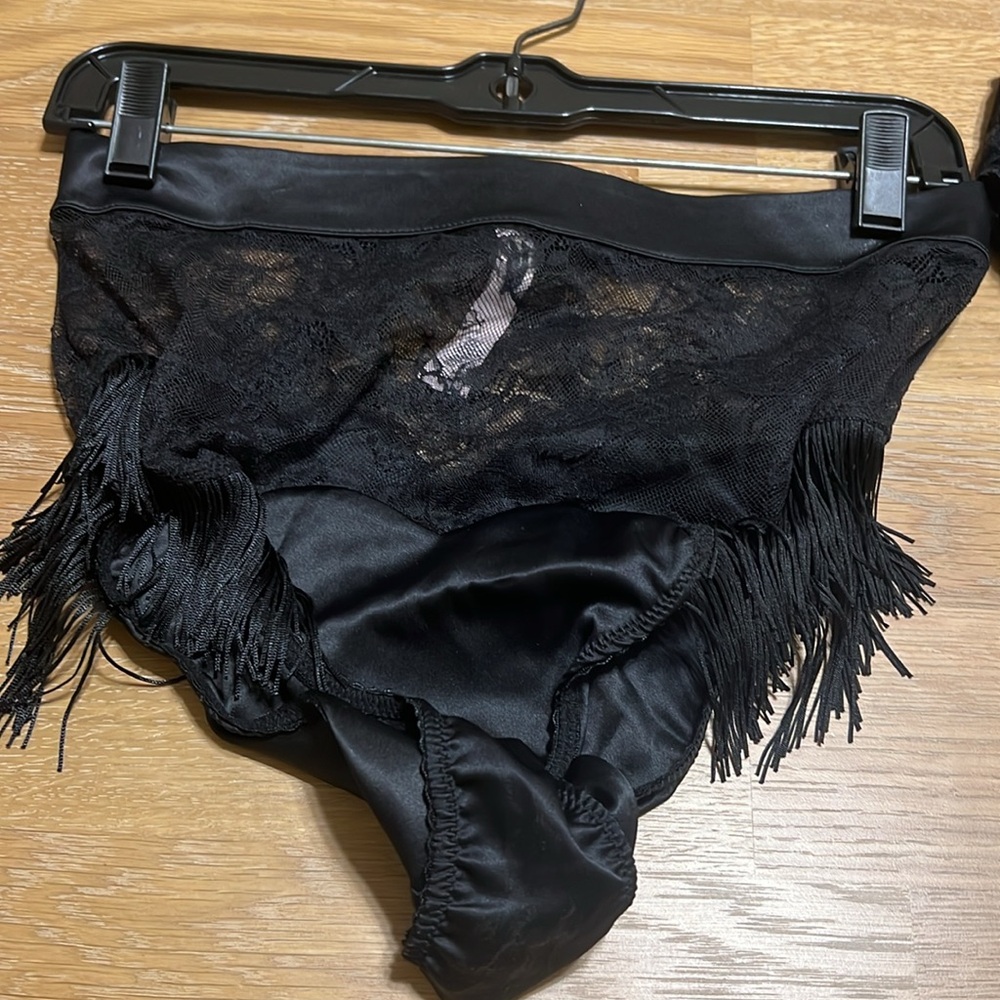 Victoria’s secret Tease Lace Cowgirl costume Set black size L NWOT - Picture 9 of 16